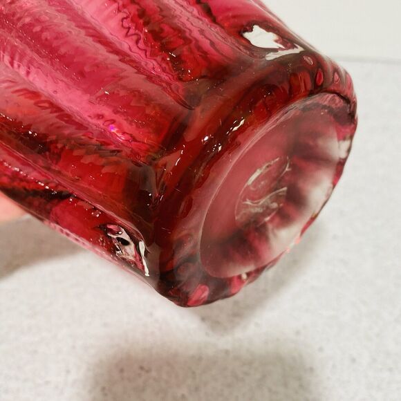Vintage Fenton Pink Cranberry Art Glass Swirled Ribbed Ruffled Vase Collectible - Picture 8 of 10